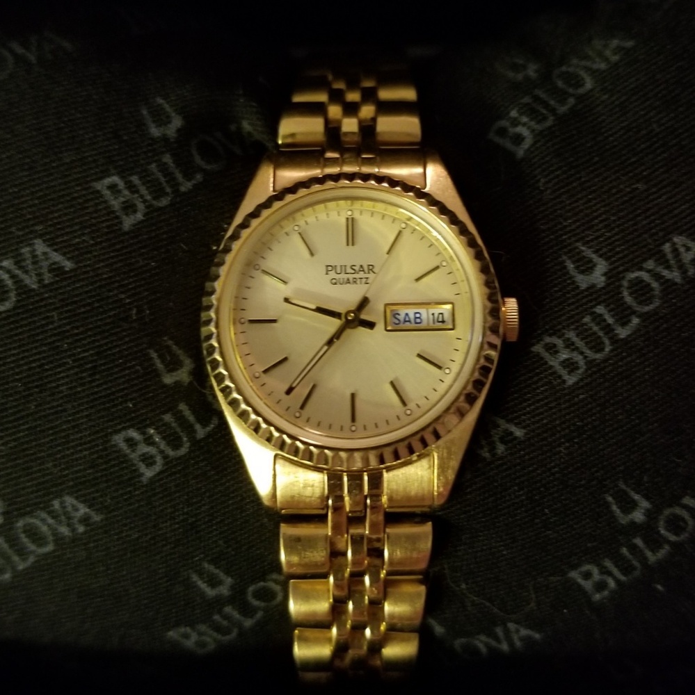 Ladies Pulsar Watch